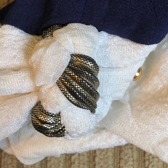 Blue hat - Picture 3 of 4